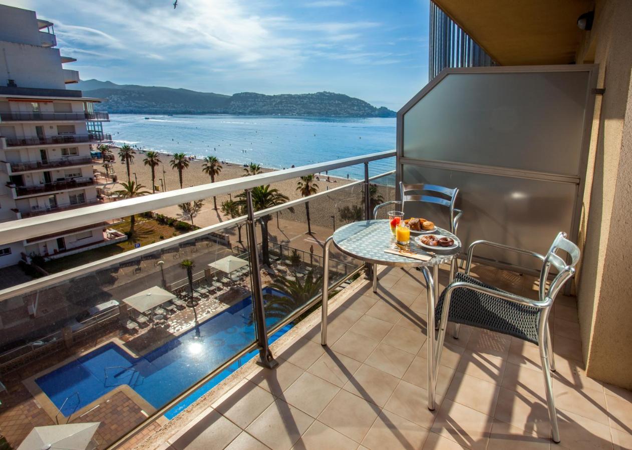 Hotel Monterrey Roses By Pierre & Vacances ภายนอก รูปภาพ