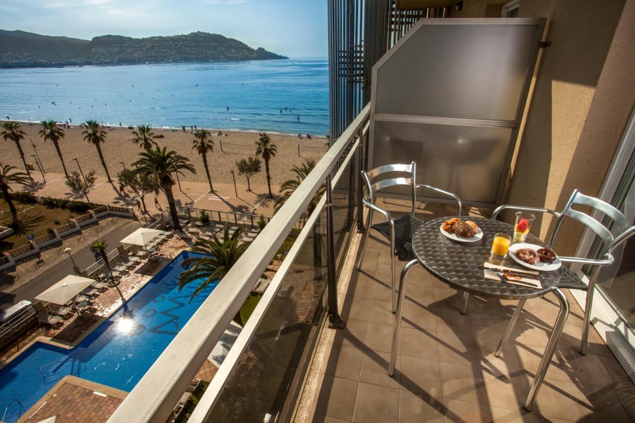 Hotel Monterrey Roses By Pierre & Vacances ภายนอก รูปภาพ
