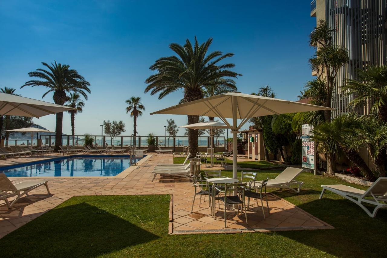 Hotel Monterrey Roses By Pierre & Vacances ภายนอก รูปภาพ