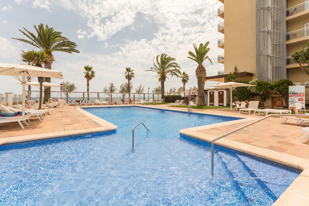 Hotel Monterrey Roses By Pierre & Vacances ภายนอก รูปภาพ
